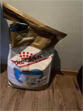 Royal Canin Labrador Retriever Puppy 12kg