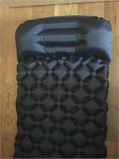 Mata turystyczna karimata materac 190x60x6cm czarna