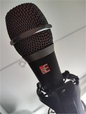 SE ELECTRONICS V7  dynamiczny