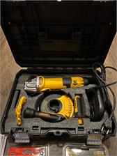 DeWALT DWE4257KT