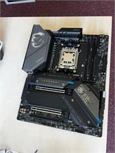 AMD Ryzen 7 7800X3D BOX (100-100000910WOF)