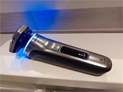 PHILIPS Series 9000 SkinIQ S9975/55