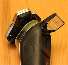 PHILIPS Series 9000 SkinIQ S9975/55