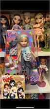 MGA Bratz 20 Yearz Lalka Cloe Z Akcesoriami 573418
