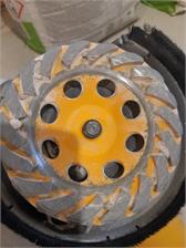 DeWalt Garnkowa tarcza diamentowa typu Turbo DT3797 DT3797