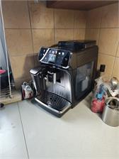 Ekspres PHILIPS 5400 LatteGo EP5447/90 czarny