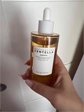 Skin1004 Madagascar Centella Ampoule Odżywcze serum do twarzy z wąkrotą azjatycką z Madagaskaru 100 ml