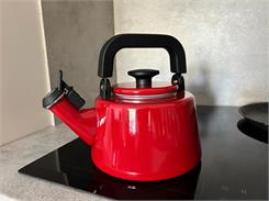Forchetto Czajnik Emaliowany Moderno Rosso 2,1L Czerwony