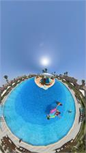 Insta360 X4
