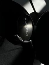 Bowers & Wilkins Px8 Czarny