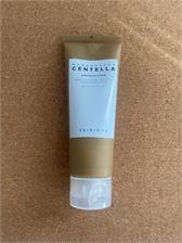 Skin1004 Madagascar Centella Ampoule Foam Kremowa Pianka Oczyszczająca Dla Cery Wrażliwej 125 Ml