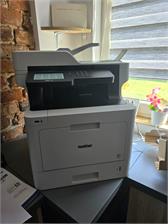 Brother MFC-L8900CDW 