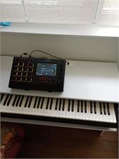 Akai MPC LIVE II