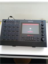 Akai MPC LIVE II