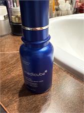 Medicube One Day Exosome Shot 2000 Aha Bha Pha Rewitalizuje Zmniejsza Pory 30Ml