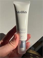 Krem Medik8 Advanced Day Total Protect Spf 30 nawilżający Przeciwko Oznakom Starzenia Spf 30 na dzień 50ml
