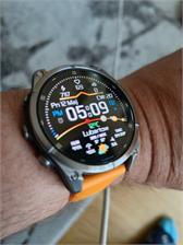 Fenix 8 47 mm AMOLED Sapphire Tytanowy z pomarańczowo-grafitowym paskiem