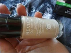 Revlon Colorstay 24H Podkład kryjąco-matujący cera mieszana i tłusta 180 Sand Beige 30ml