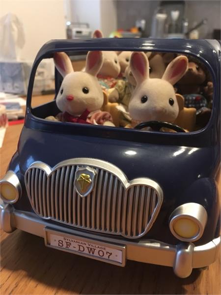 sylvanian families minivan