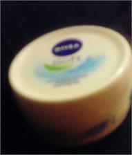 Krem Nivea Soft Intensywnie nawilżający na dzień i noc 200ml