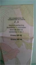 Clinique Beyond Perfecting Foundation and Concealer Podkład i Korektor 2w1 06 Ivory 30ml