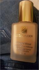 ESTEE LAUDER Double Wear Stay-in-Place Podkład SPF 10 2N1 Desert Beige 30ml