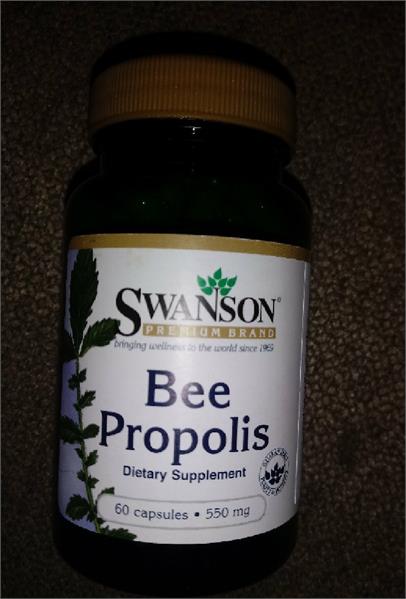 Bee Propolis 550mg  60 kapsułek Swanson 